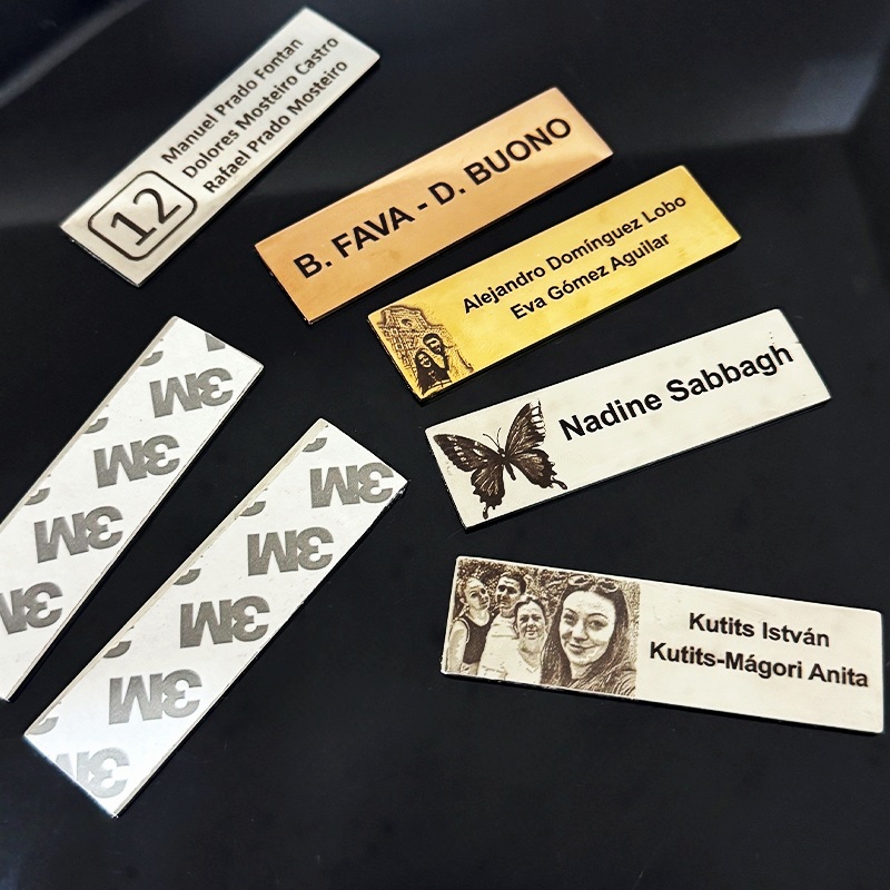 Personalized Name Box - Металлическая именная табличка 70x20 мм с