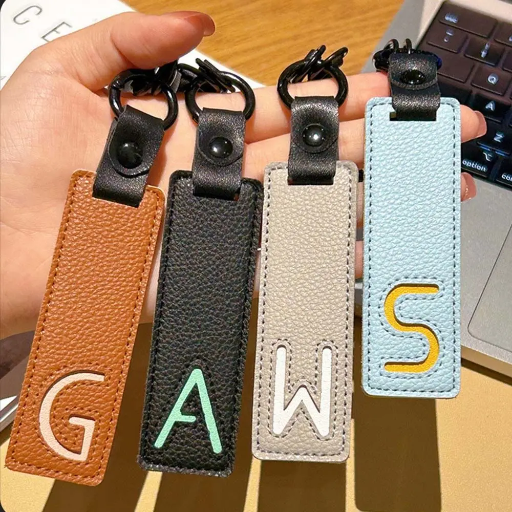 Monogram Keychain Leather - Классический брелок из искусственной кожи A-Z