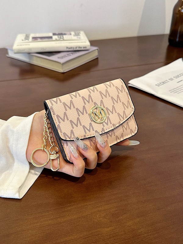 Компактный кошелек-ключница из – обзор и цена Monogram Keychain Leather