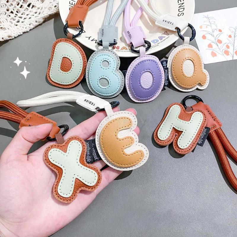 Брелок из искусственной кожи с – обзор и цена Monogram Keychain Leather