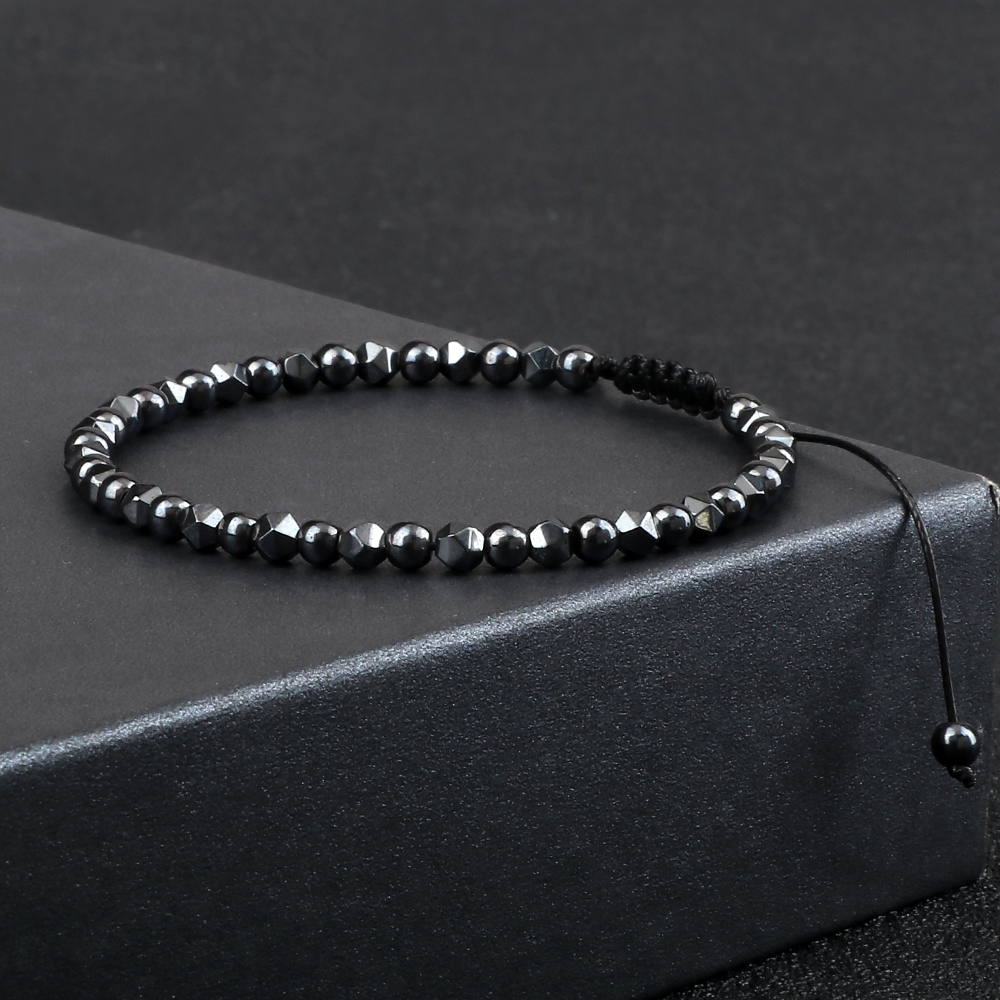 Минимализм Браслет из гематита – обзор и цена Coordinates Bracelet