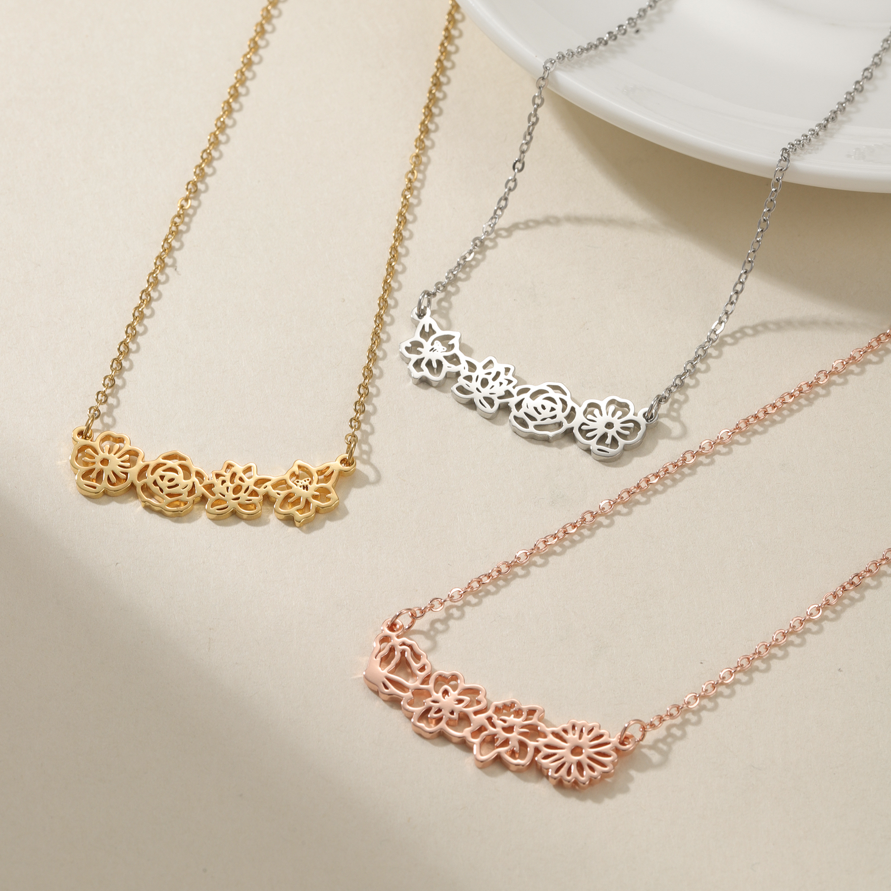 Персонализированное ожерелье с – обзор и цена Birth Flower Necklace