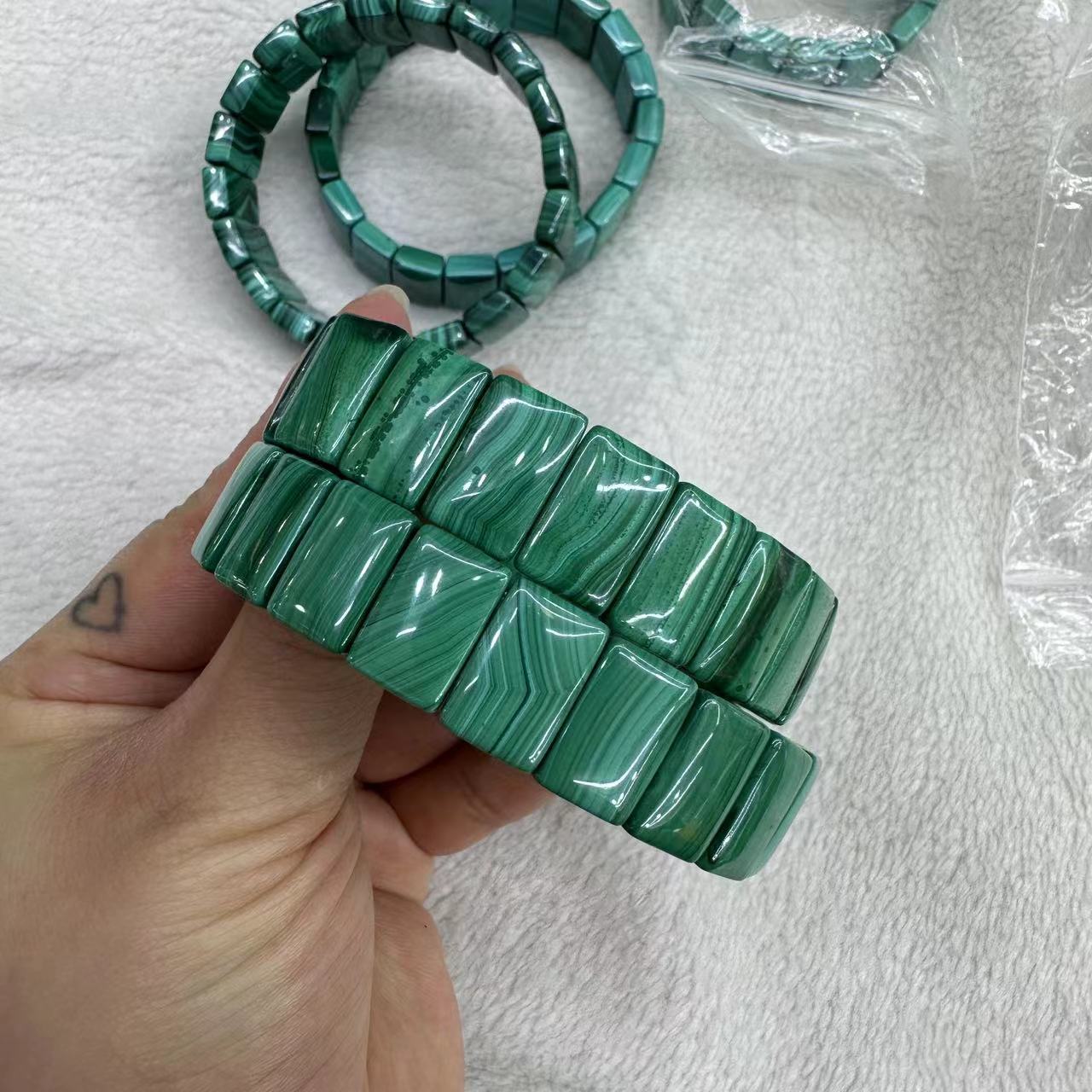 Натуральный Зеленый Малахит хр – обзор и цена Coordinates Bracelet