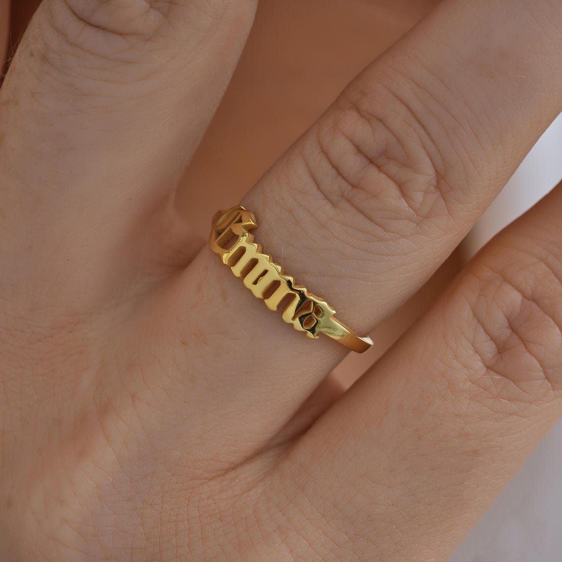 Золотое кольцо на заказ, женск – обзор и цена Initial Ring Custom